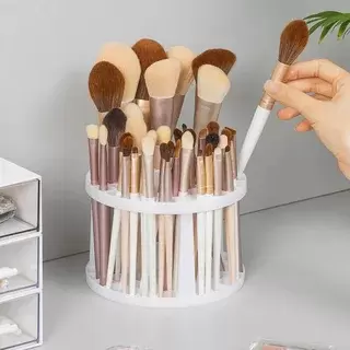 makeup holder featured