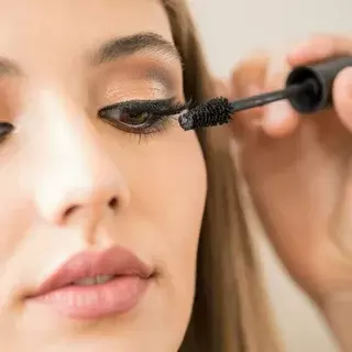 makeup mascara featured